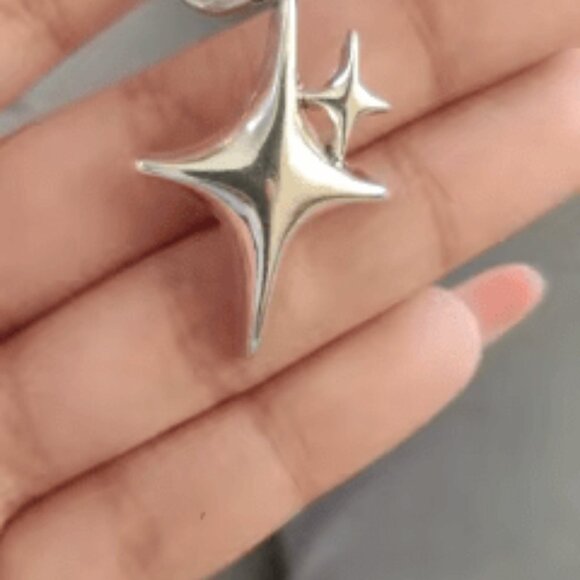 Celestial Y2K Star Charm Earrings - Picture 1 of 4